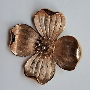 Vintage Trifari Dogwood Flower Pin